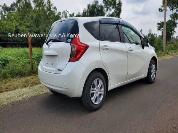 2015 NISSAN NOTE