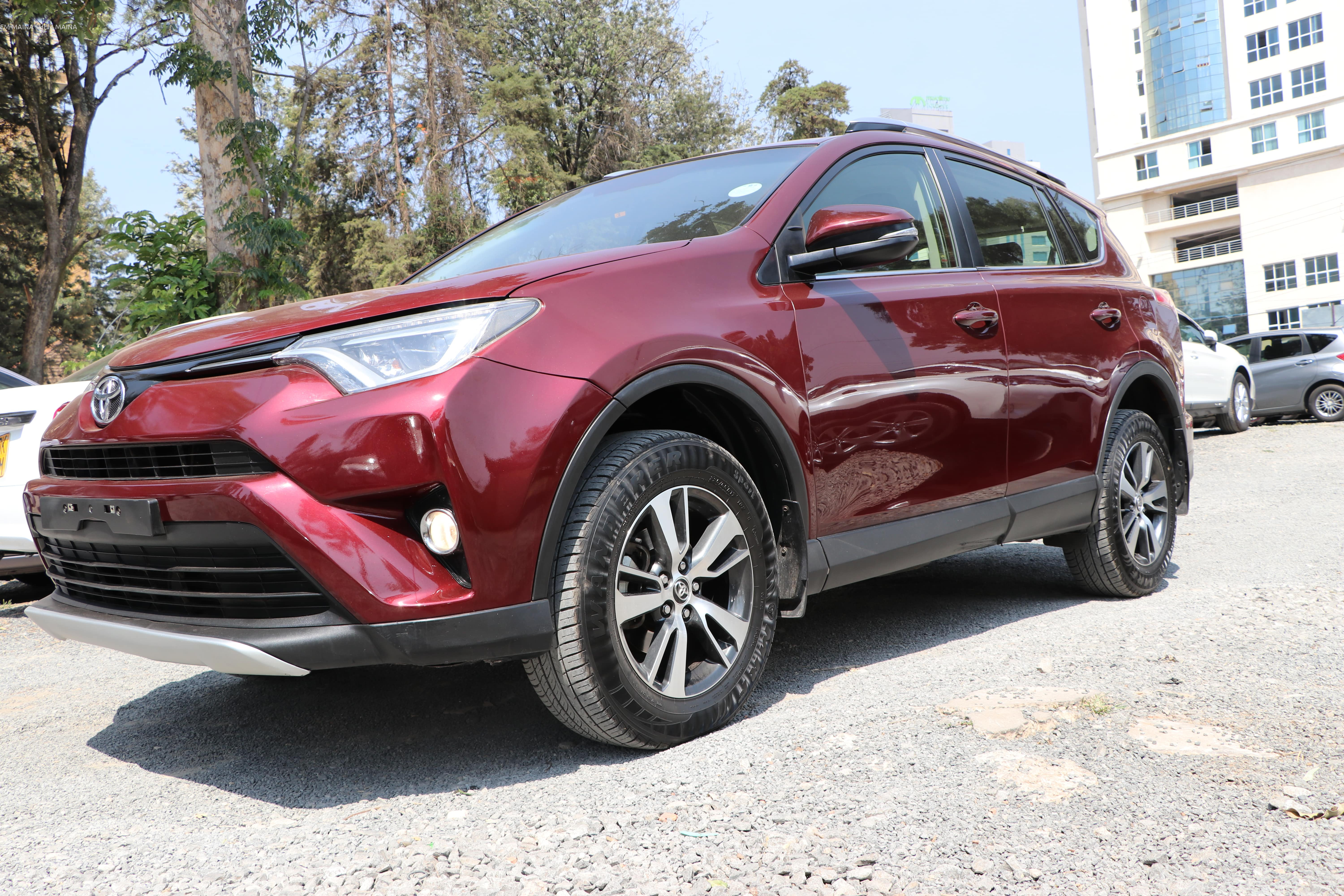 2015 TOYOTA RAV4