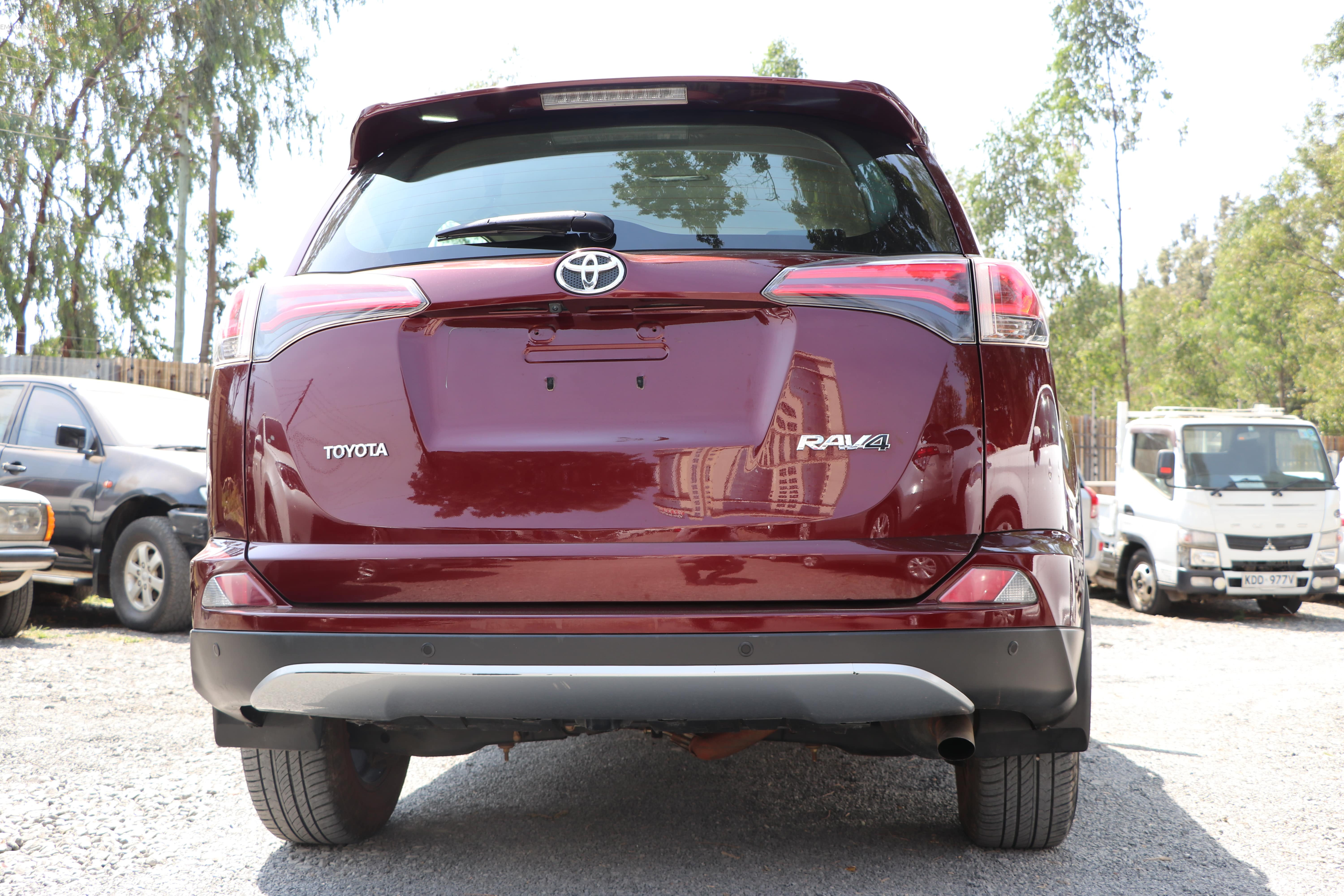 2015 TOYOTA RAV4