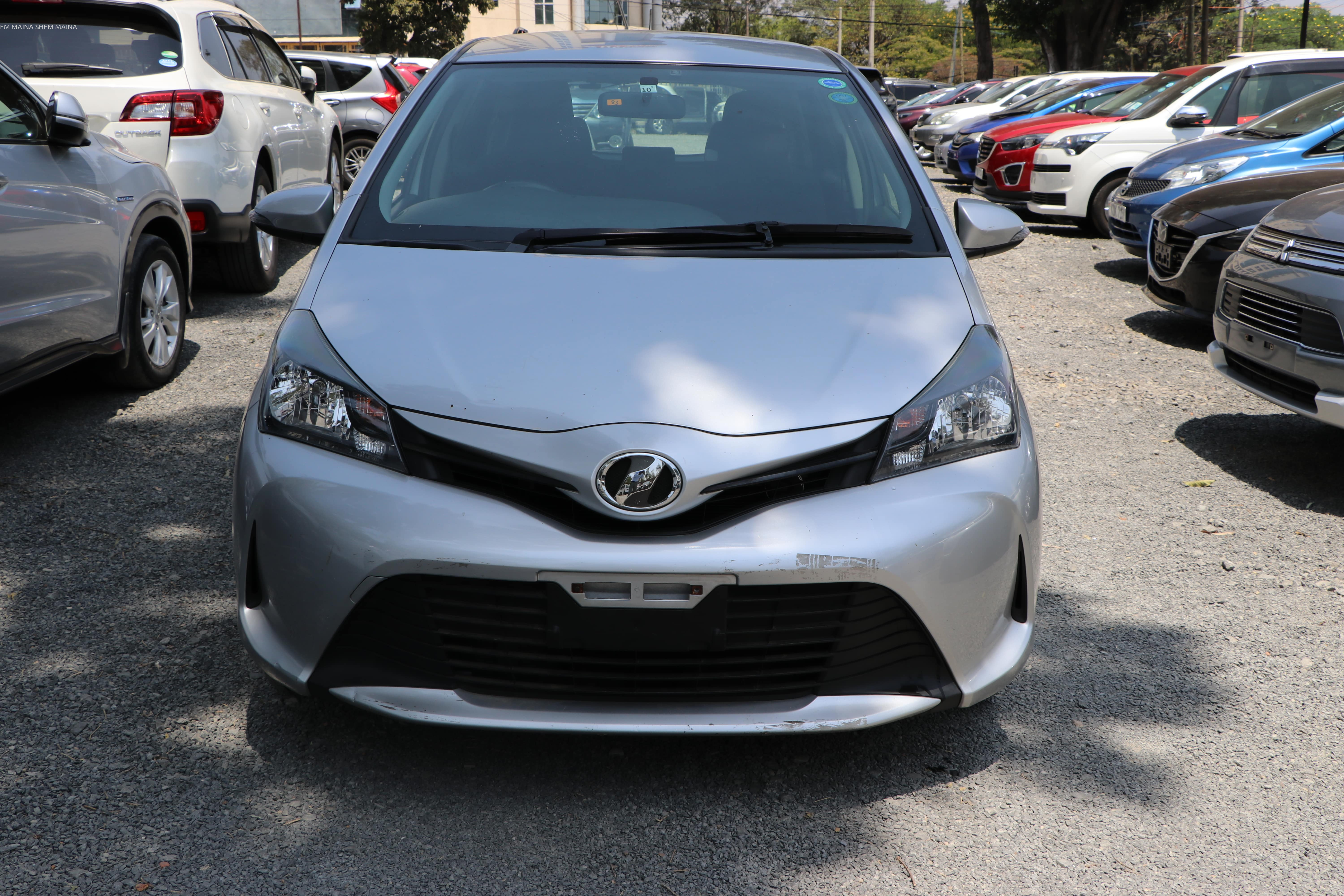 2015 TOYOTA VITZ