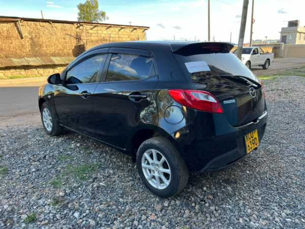 2011 MAZDA DEMIO