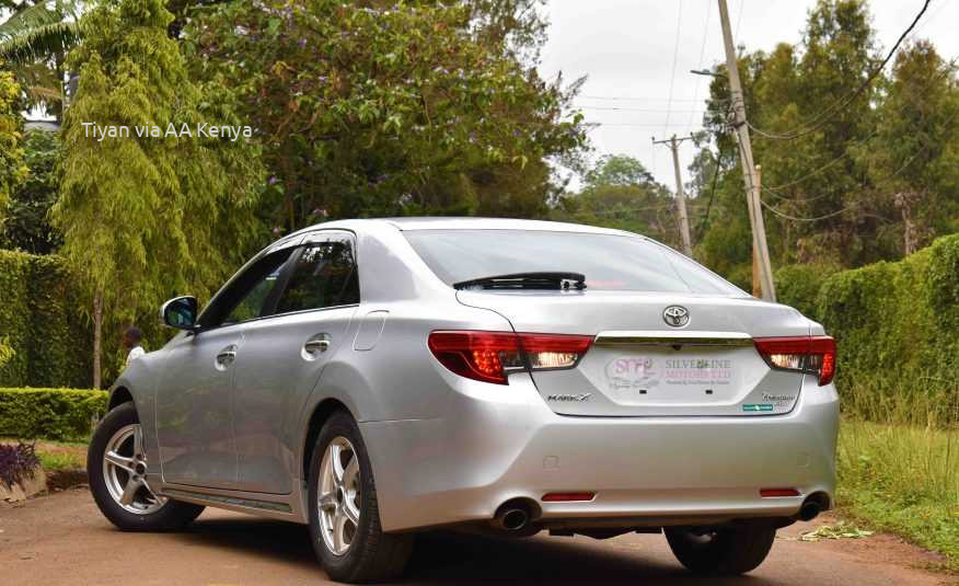 2015 TOYOTA MARK X