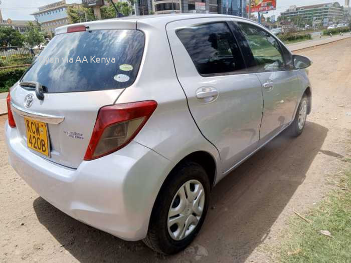 2012 TOYOTA VITZ