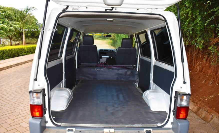 2014 MAZDA BONGO