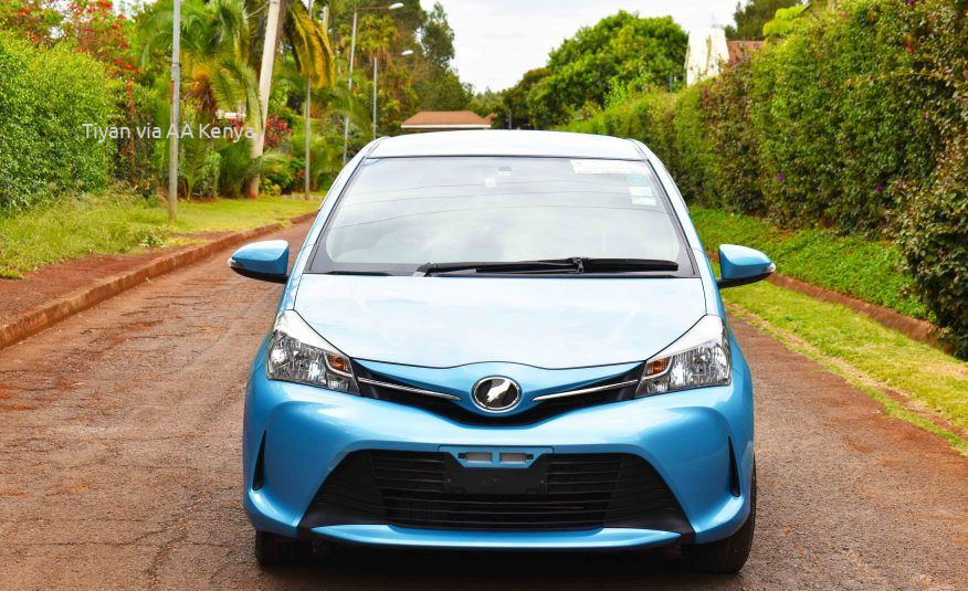 2015 TOYOTA VITZ