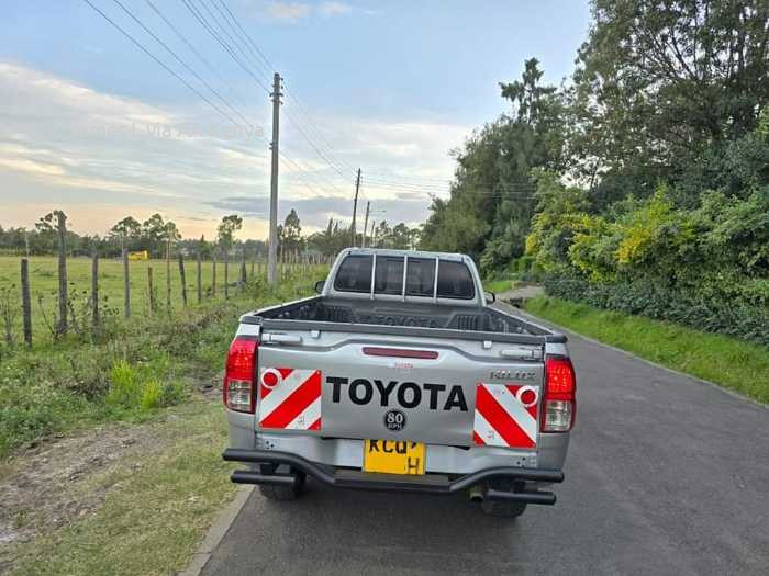 2018 TOYOTA HILUX