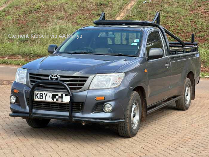 2013 TOYOTA HILUX