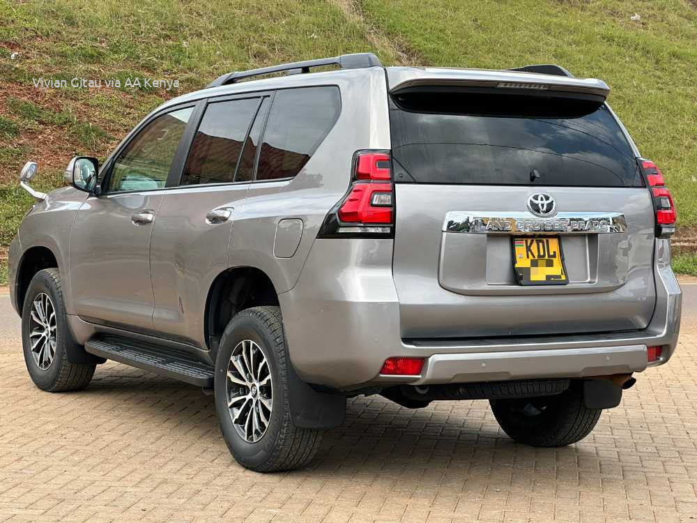 2018 TOYOTA LANDCRUISER