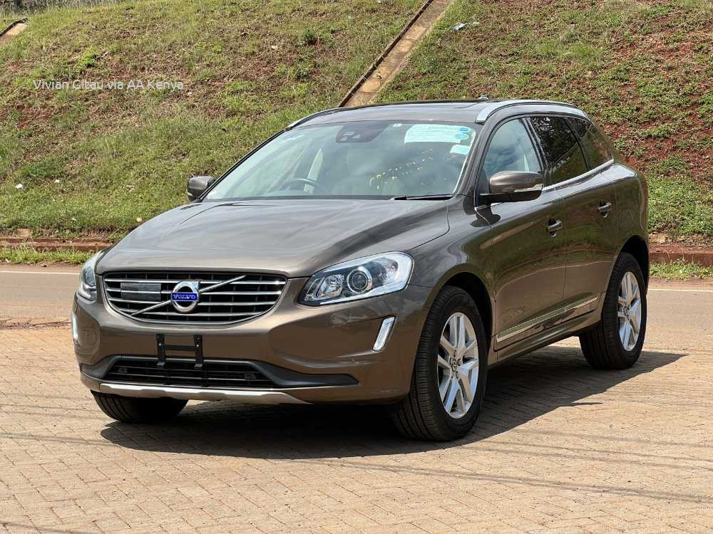 2016 VOLVO XC60