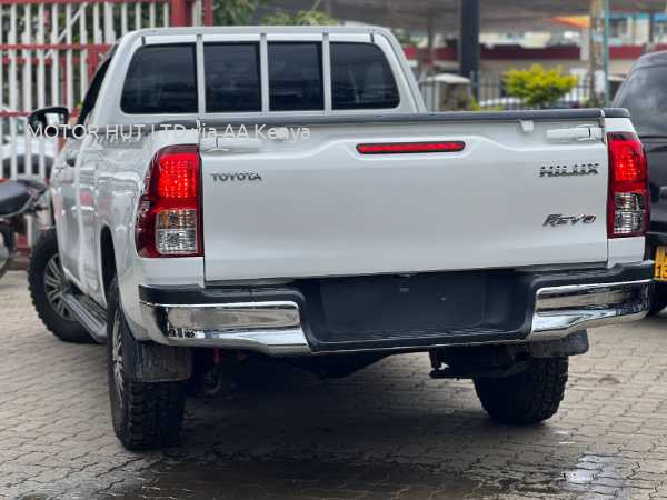 2016 TOYOTA HILUX