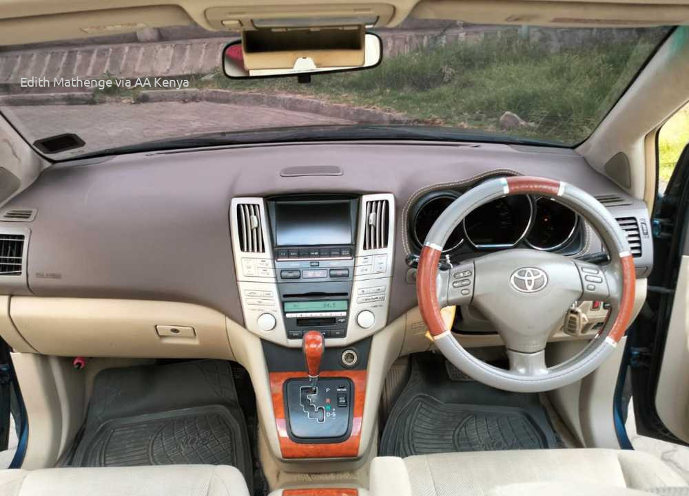 2006 TOYOTA HARRIER