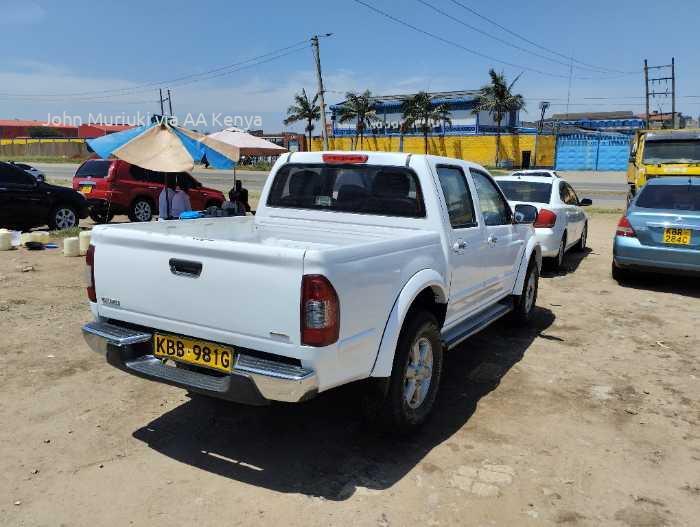 2009 ISUZU D-MAX