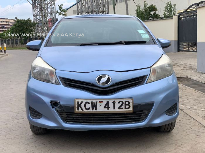 2013 TOYOTA VITZ