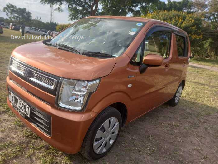 2017 SUZUKI WAGON R