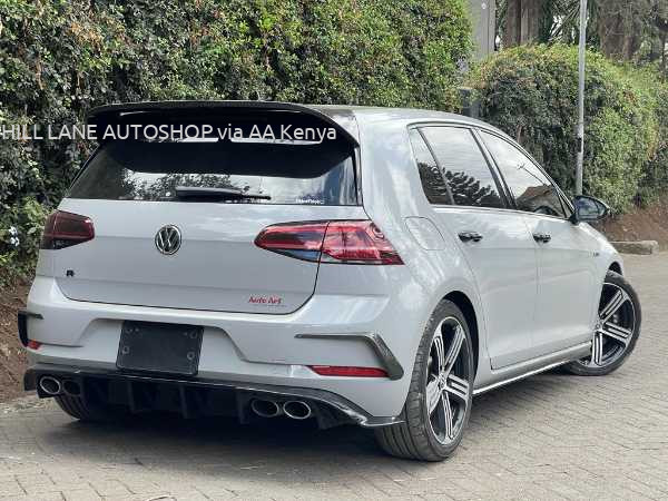 2019 VOLKSWAGEN GOLF