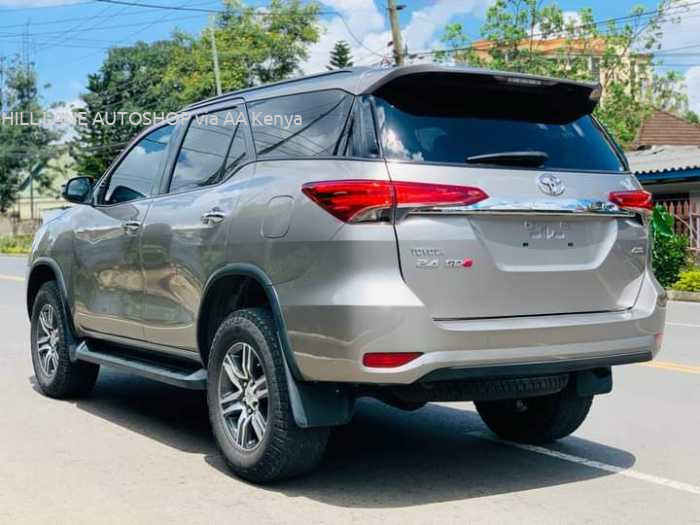 2018 TOYOTA FORTUNER