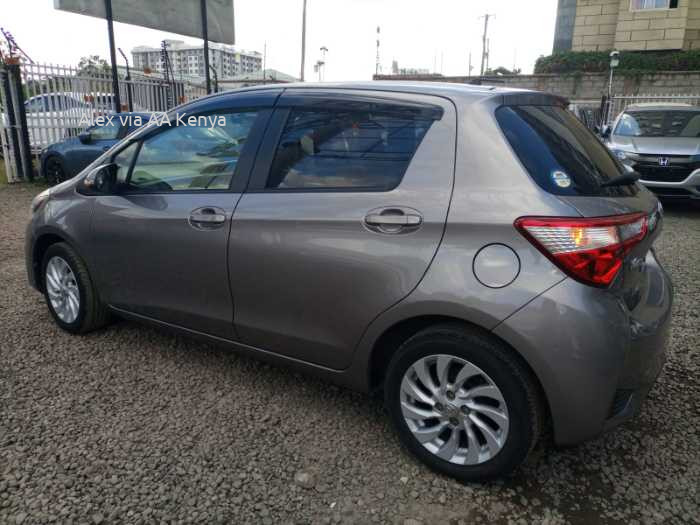 2016 TOYOTA VITZ