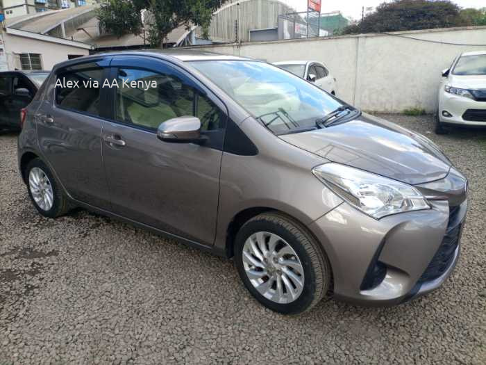 2016 TOYOTA VITZ