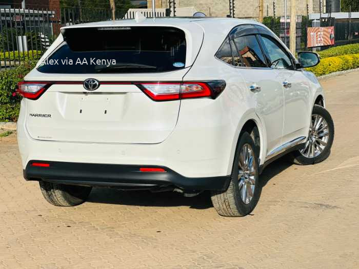 2018 TOYOTA HARRIER