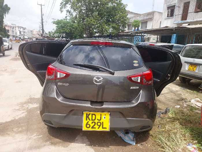 2015 MAZDA DEMIO