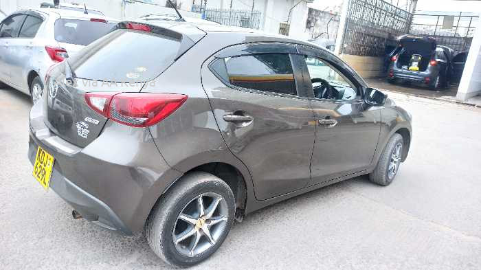 2015 MAZDA DEMIO