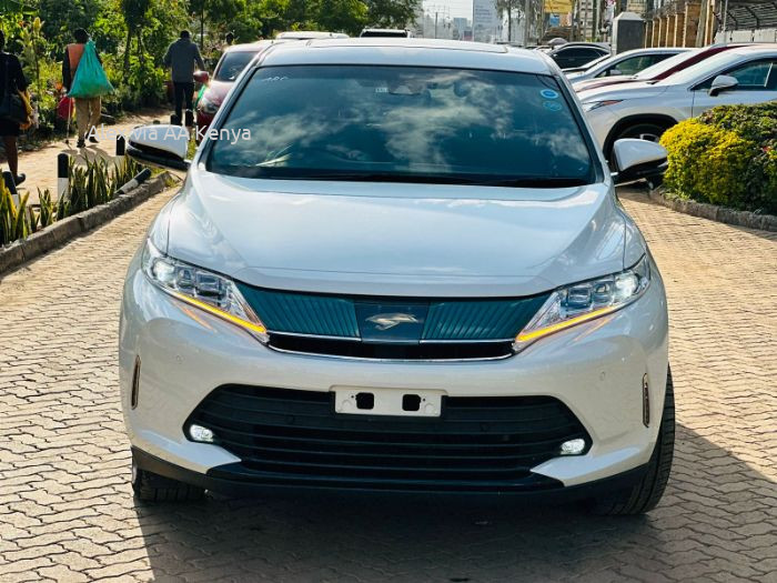 2018 TOYOTA HARRIER