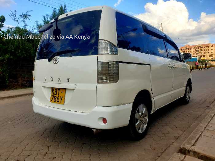 2006 TOYOTA VITZ