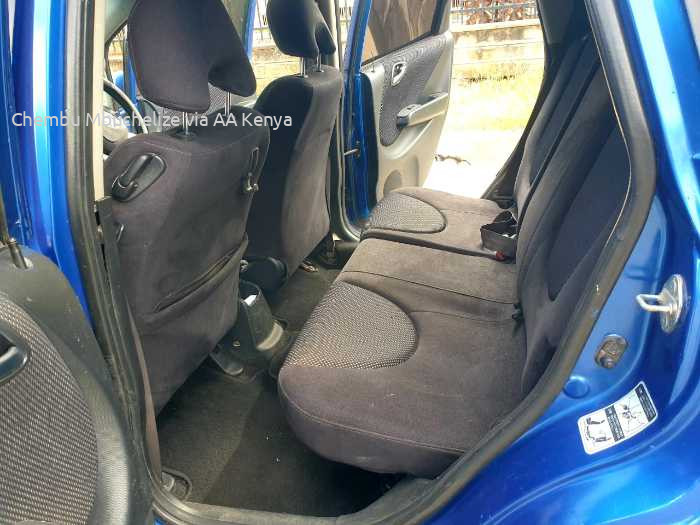 2005 HONDA FIT