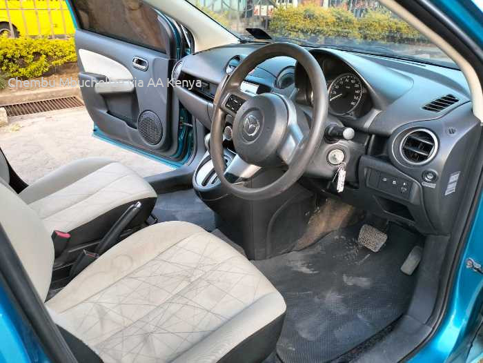 2012 MAZDA DEMIO