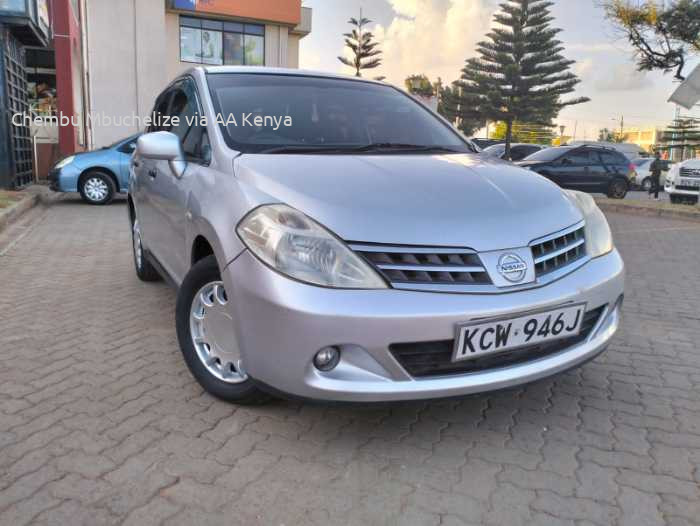 2012 NISSAN TIIDA