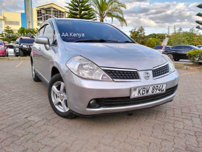 2006 NISSAN TIIDA