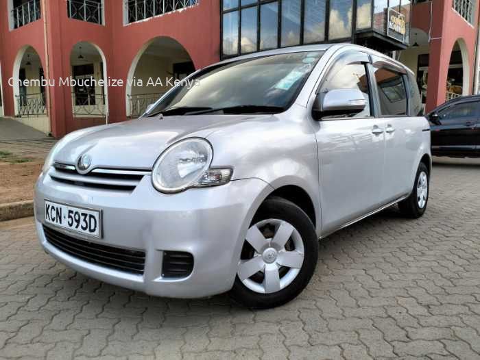 2010 TOYOTA SIENTA