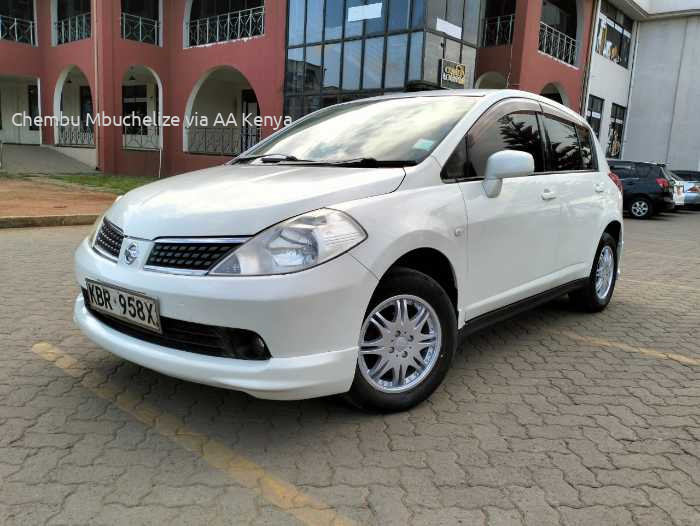 2006 NISSAN TIIDA