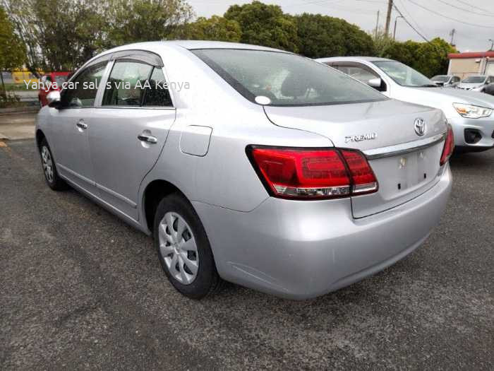 2018 TOYOTA PREMIO