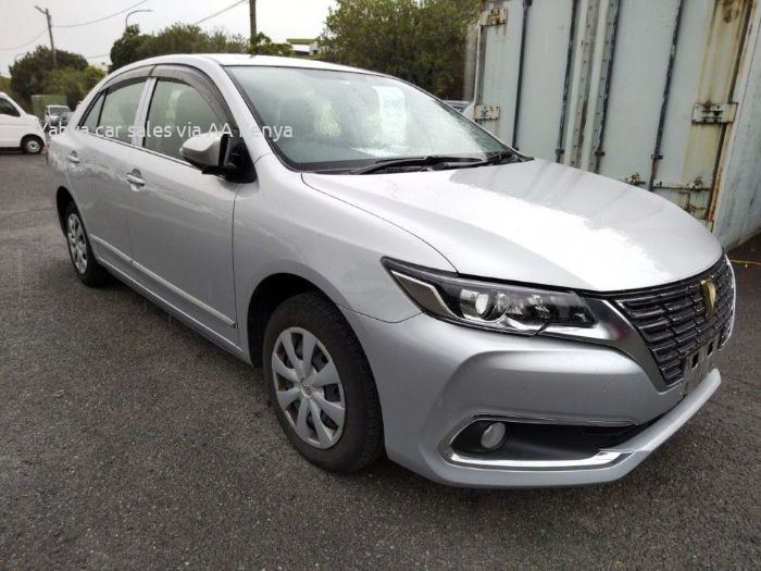 2018 TOYOTA PREMIO