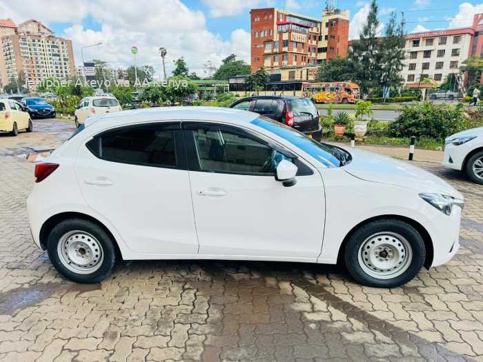 2016 MAZDA DEMIO