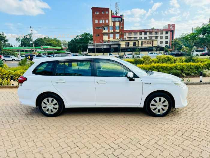 2016 TOYOTA FIELDER