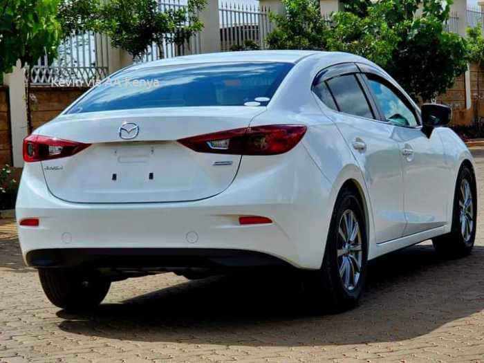 2016 MAZDA AXELA