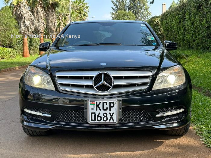 2010 MERCEDES BENZ C 200