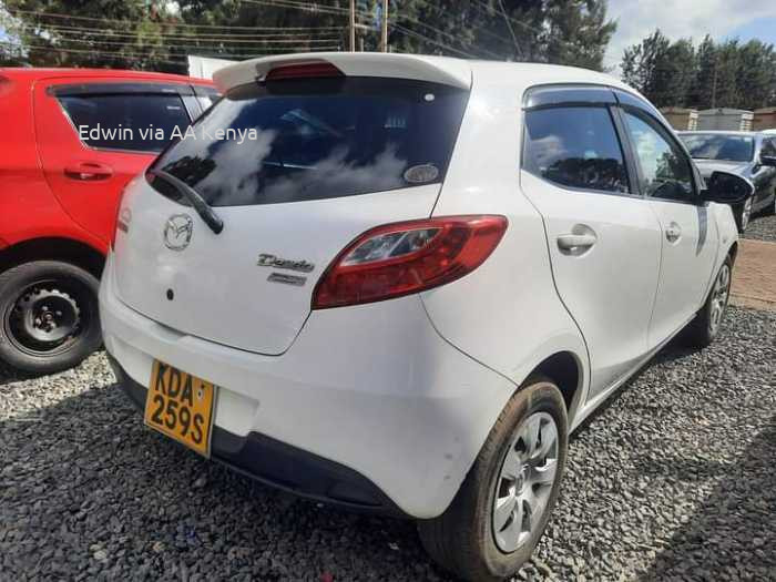 2013 MAZDA DEMIO