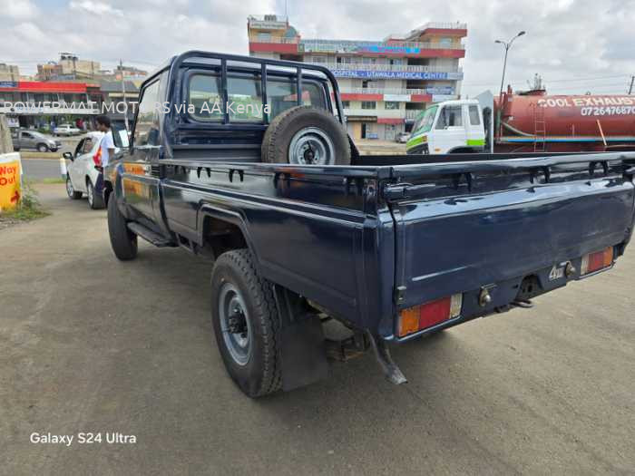 2018 TOYOTA LANDCRUISER