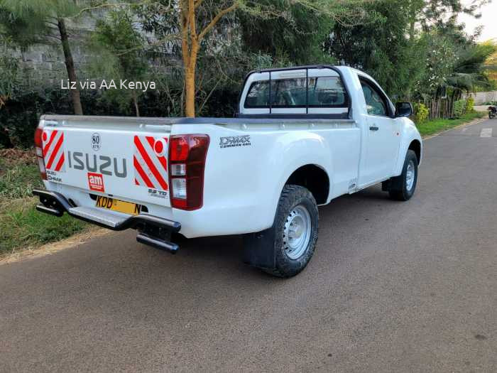 2021 ISUZU D-MAX