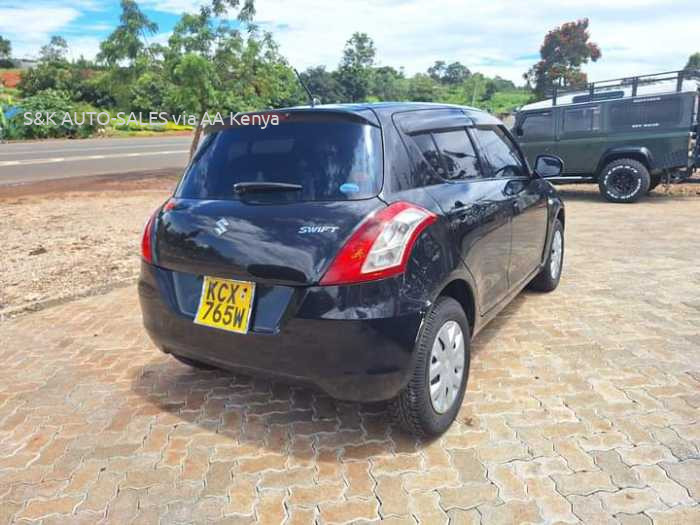 2012 SUZUKI SWIFT