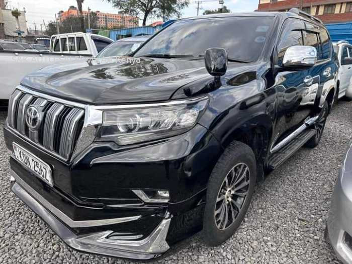 2016 TOYOTA LANDCRUISER