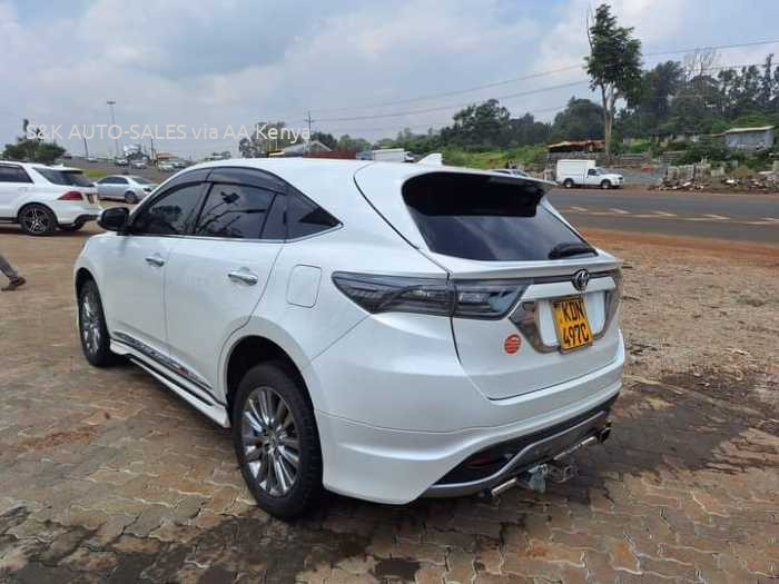 2016 TOYOTA HARRIER