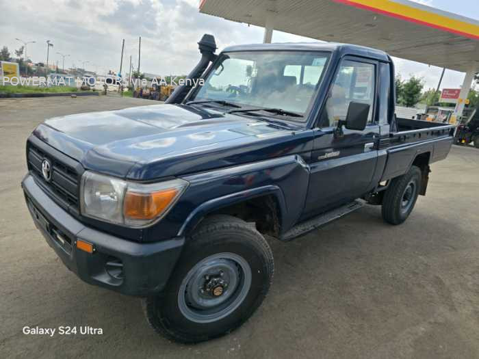 2018 TOYOTA LANDCRUISER