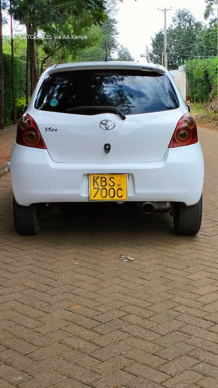 2006 TOYOTA VITZ