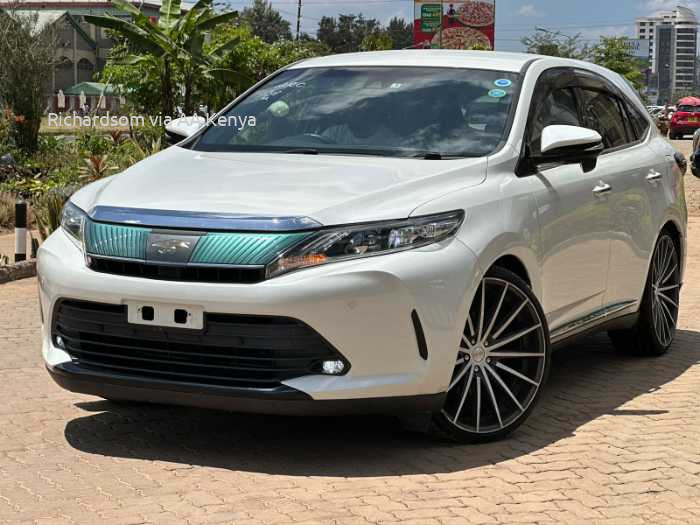 2017 TOYOTA HARRIER