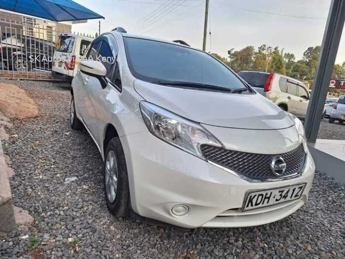 2015 NISSAN NOTE