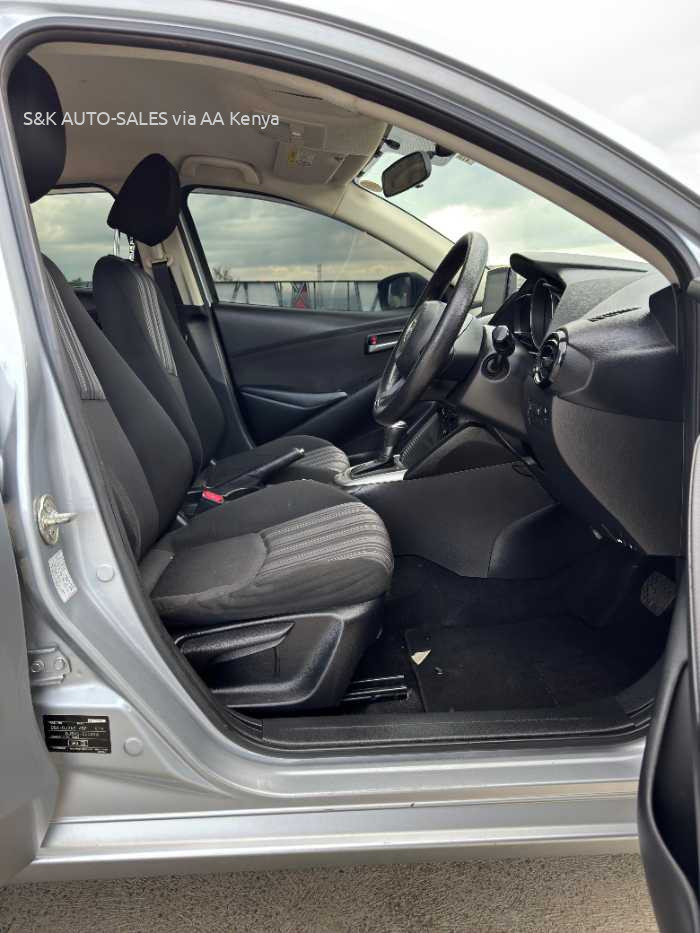 2016 MAZDA DEMIO